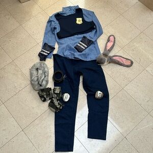 Officer Hopps costume.